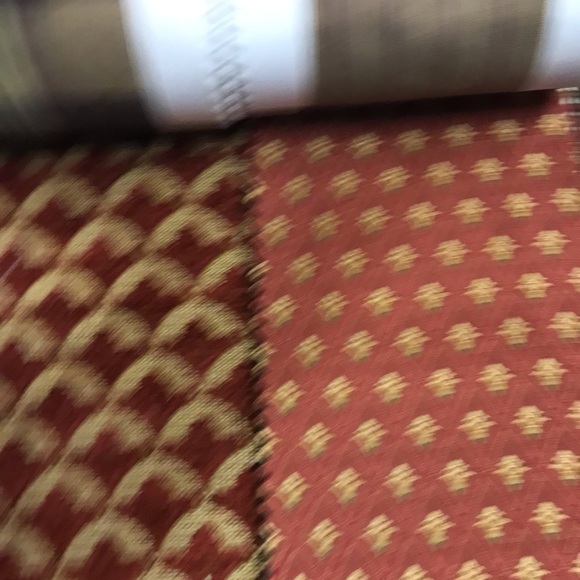 Robert Allen Upholstery Fabric Sample Book Color library “POMEGRANITE” 51 pieces - Picture 10 of 11